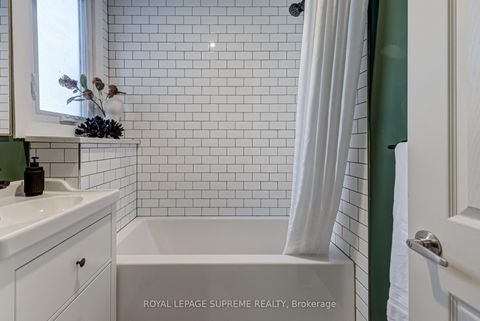 Photo 12 at 481 Main Street, Lumsden, Toronto
