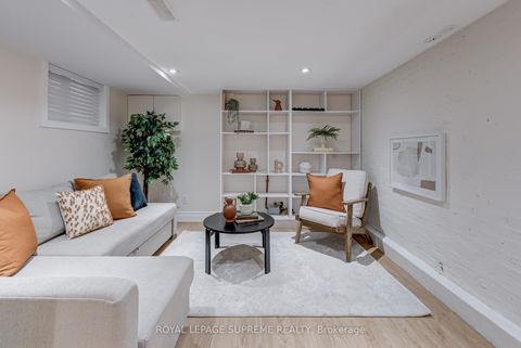 Photo 14 at 481 Main Street, Lumsden, Toronto