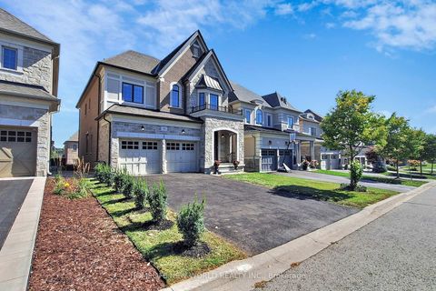 Photo 2 at 36 Strawbridge Farm Drive, Aurora Grove, Aurora