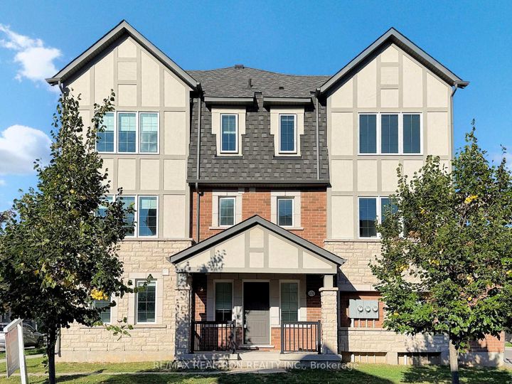 Photo 0 at 370 Timberland Gate, GO Glenorchy, Oakville