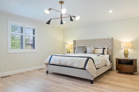 Photo 21 at 2301 Baronwood Drive, WM Westmount, Oakville