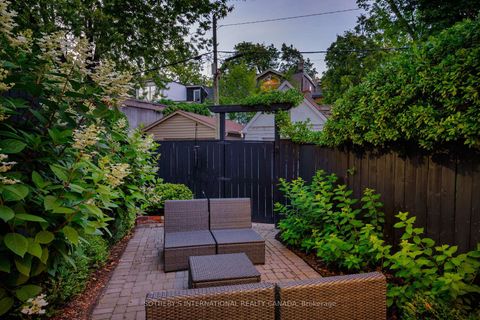 Photo 27 at 116 Shaftesbury Avenue, Moore Park, Toronto