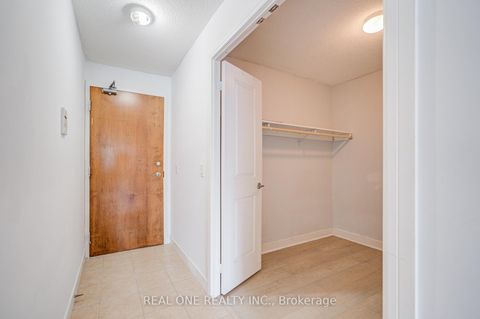 Photo 9 at 1516 - 31 Bales Avenue, Willowdale East, Toronto