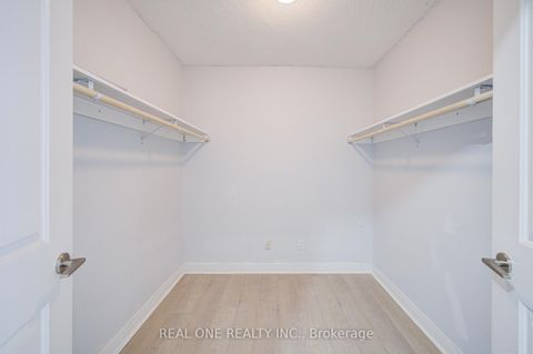 Photo 11 at 1516 - 31 Bales Avenue, Willowdale East, Toronto