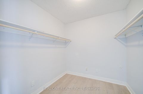 Photo 12 at 1516 - 31 Bales Avenue, Willowdale East, Toronto