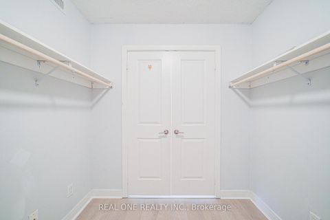 Photo 13 at 1516 - 31 Bales Avenue, Willowdale East, Toronto