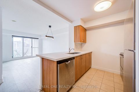 Photo 15 at 1516 - 31 Bales Avenue, Willowdale East, Toronto