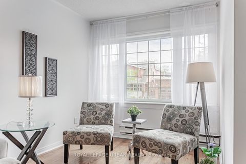 Photo 3 at 144 Aldwych Avenue, East York, Toronto