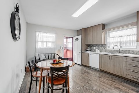Photo 10 at 144 Aldwych Avenue, East York, Toronto