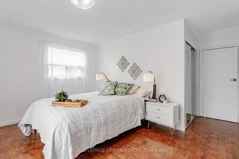 Photo 15 at 144 Aldwych Avenue, East York, Toronto
