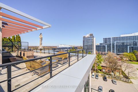 Photo 45 at Ph701 - 21 Clairtrell Road, Willowdale East, Toronto
