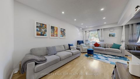 Photo 2 at #73 - 201 Alexmuir Boulevard, Agincourt North, Toronto