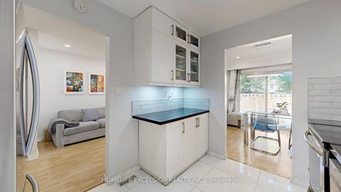 Photo 11 at #73 - 201 Alexmuir Boulevard, Agincourt North, Toronto