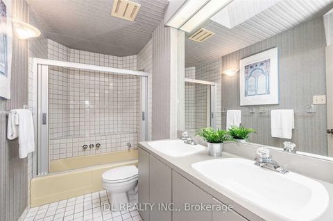 Photo 19 at 87 Munro Boulevard, Windfields, Toronto