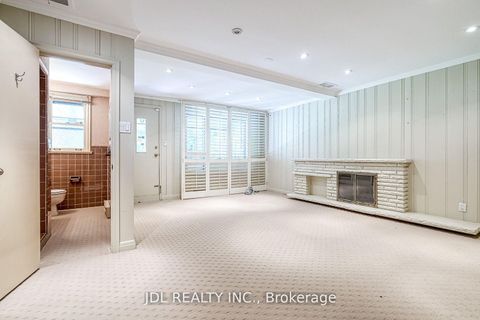 Photo 20 at 87 Munro Boulevard, Windfields, Toronto