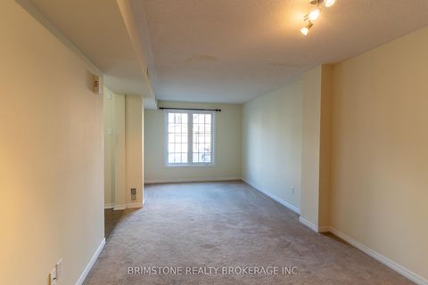 Photo 5 at #33 / #34 - 175 Stanley Street, East Bayfield, Barrie Photo 5 at #33 / #34 - 175 Stanley Street, East Bayfield, Barrie