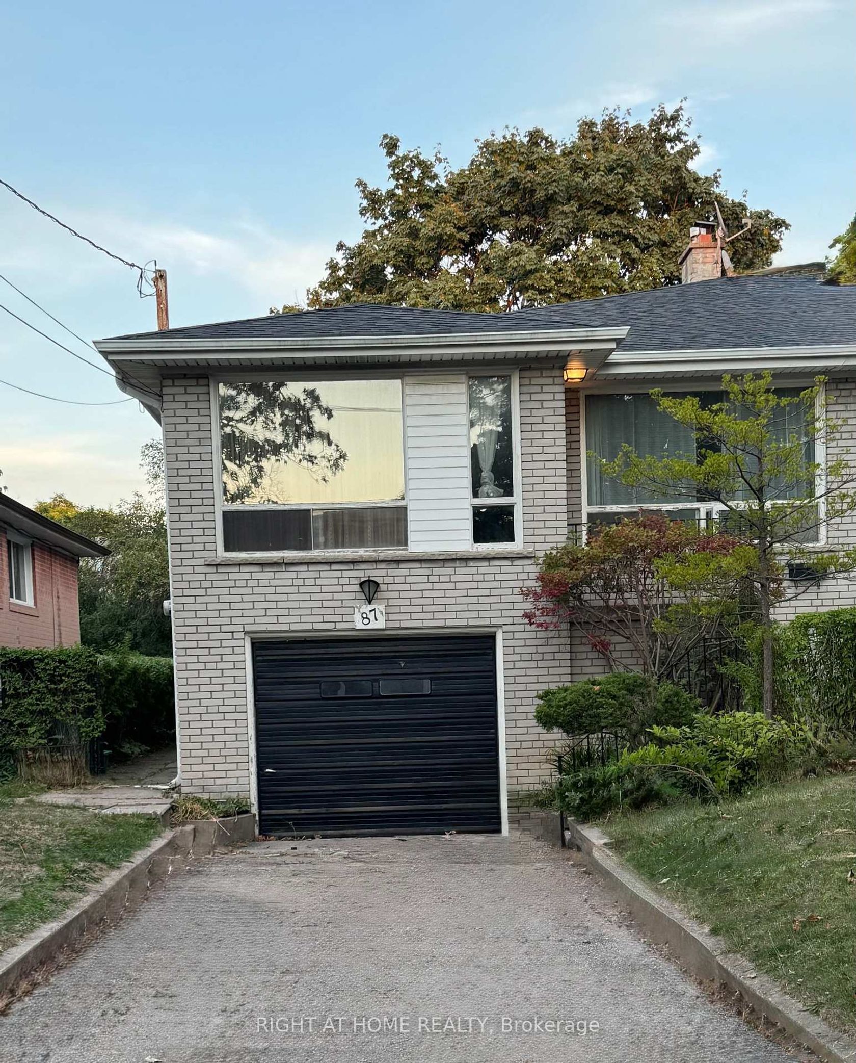 87 FENELON Drive, Donalda, Toronto 