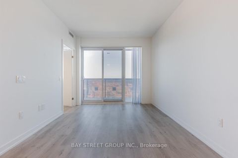 Photo 4 at 7305 - 138 Downes Street, Waterfront Communities C8, Toronto