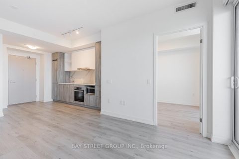 Photo 7 at 7305 - 138 Downes Street, Waterfront Communities C8, Toronto