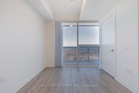 Photo 8 at 7305 - 138 Downes Street, Waterfront Communities C8, Toronto