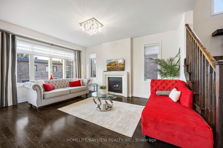 Photo 4 at 96 Anchusa Drive, Rural Richmond Hill, Richmond Hill