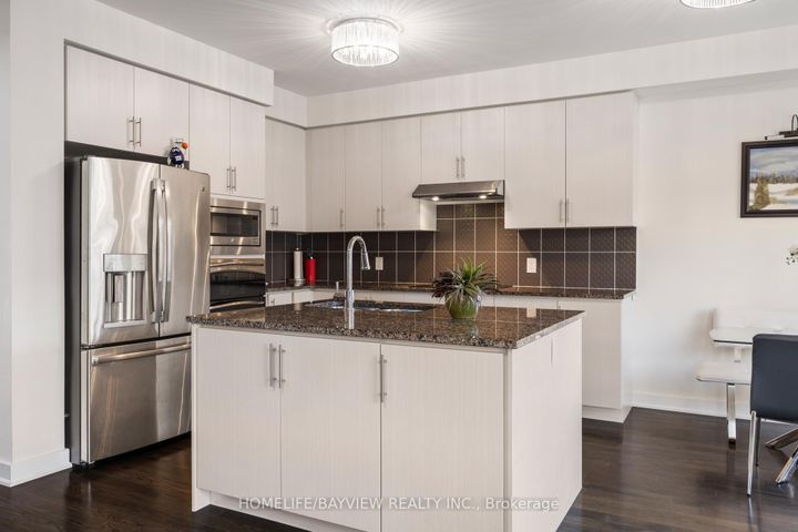 Photo 8 at 96 Anchusa Drive, Rural Richmond Hill, Richmond Hill