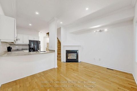 Photo 12 at 19 English Garden Way, Newtonbrook West, Toronto