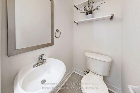 Photo 13 at 19 English Garden Way, Newtonbrook West, Toronto