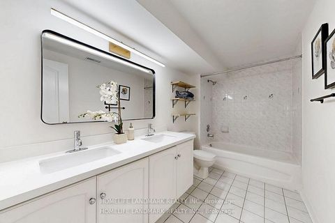 Photo 17 at 19 English Garden Way, Newtonbrook West, Toronto