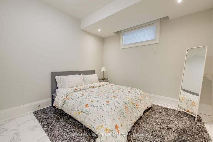 Photo 28 at 47 Wycliffe Crescent, Bayview Village, Toronto