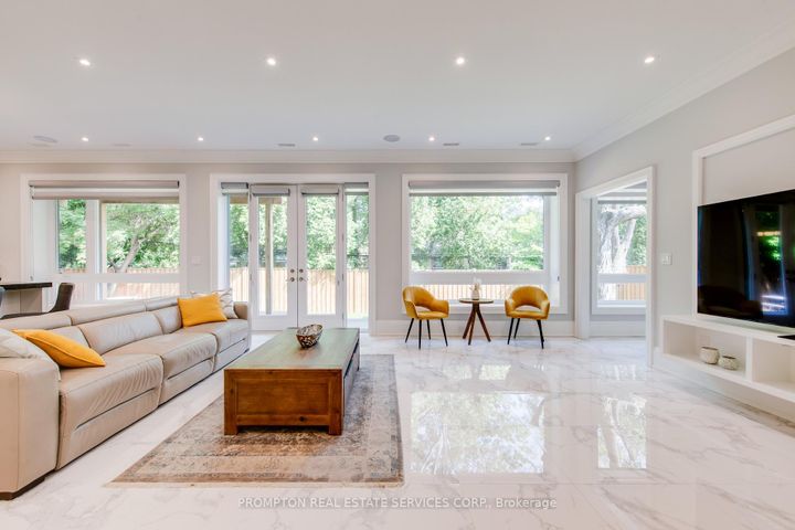 Photo 33 at 47 Wycliffe Crescent, Bayview Village, Toronto