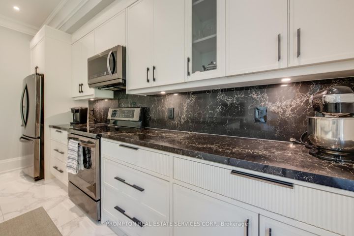 Photo 38 at 47 Wycliffe Crescent, Bayview Village, Toronto