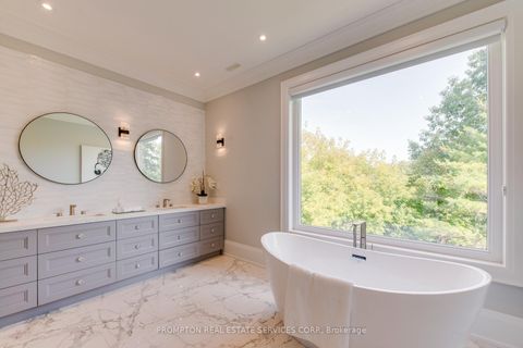 Photo 25 at 47 Wycliffe Crescent, Bayview Village, Toronto