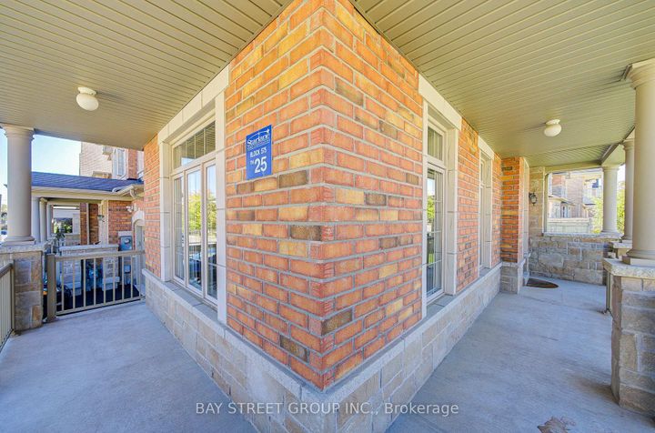 Photo 3 at 30 William Berczy Boulevard, Berczy, Markham