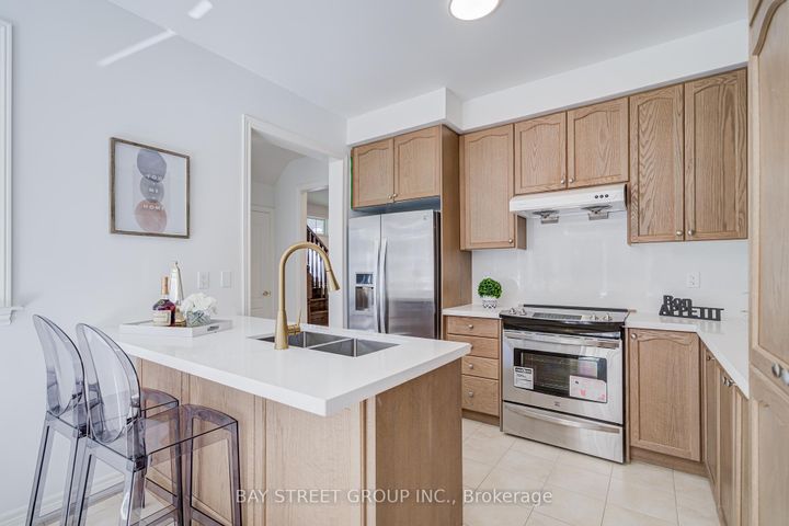 Photo 17 at 30 William Berczy Boulevard, Berczy, Markham