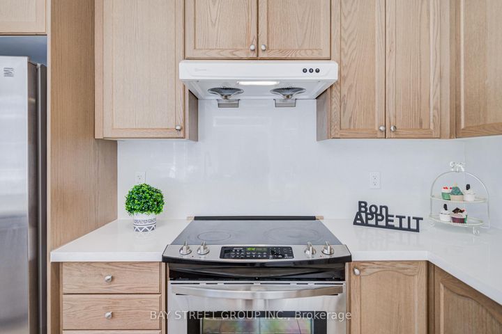 Photo 19 at 30 William Berczy Boulevard, Berczy, Markham
