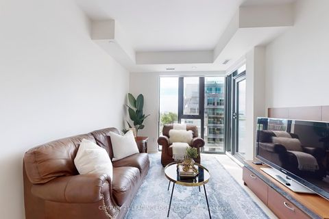 Photo 9 at 804 - 840 St Clair Avenue W, Oakwood Village, Toronto