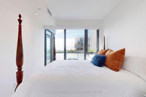 Photo 25 at 804 - 840 St Clair Avenue W, Oakwood Village, Toronto