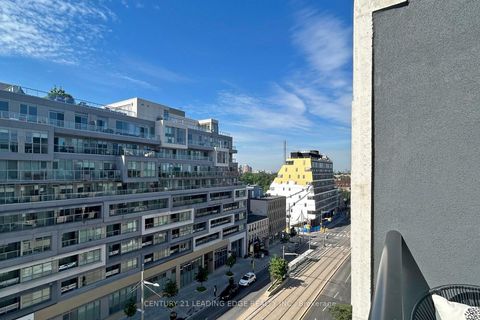 Photo 31 at 804 - 840 St Clair Avenue W, Oakwood Village, Toronto