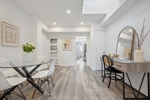 Photo 6 at 526 Quebec Avenue, Junction Area, Toronto