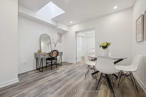 Photo 7 at 526 Quebec Avenue, Junction Area, Toronto