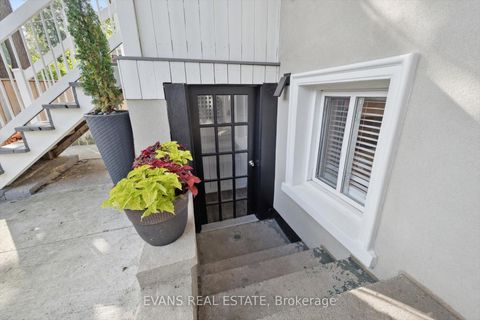 Photo 12 at 526 Quebec Avenue, Junction Area, Toronto