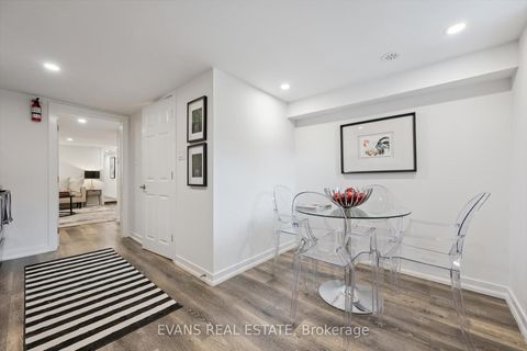 Photo 13 at 526 Quebec Avenue, Junction Area, Toronto