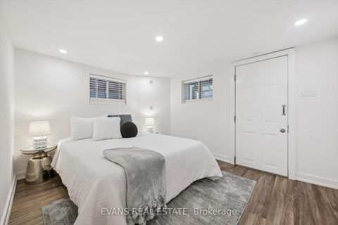 Photo 19 at 526 Quebec Avenue, Junction Area, Toronto