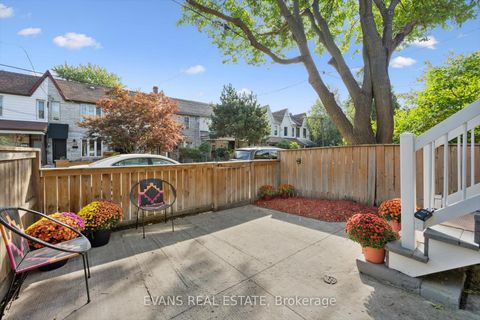 Photo 27 at 526 Quebec Avenue, Junction Area, Toronto