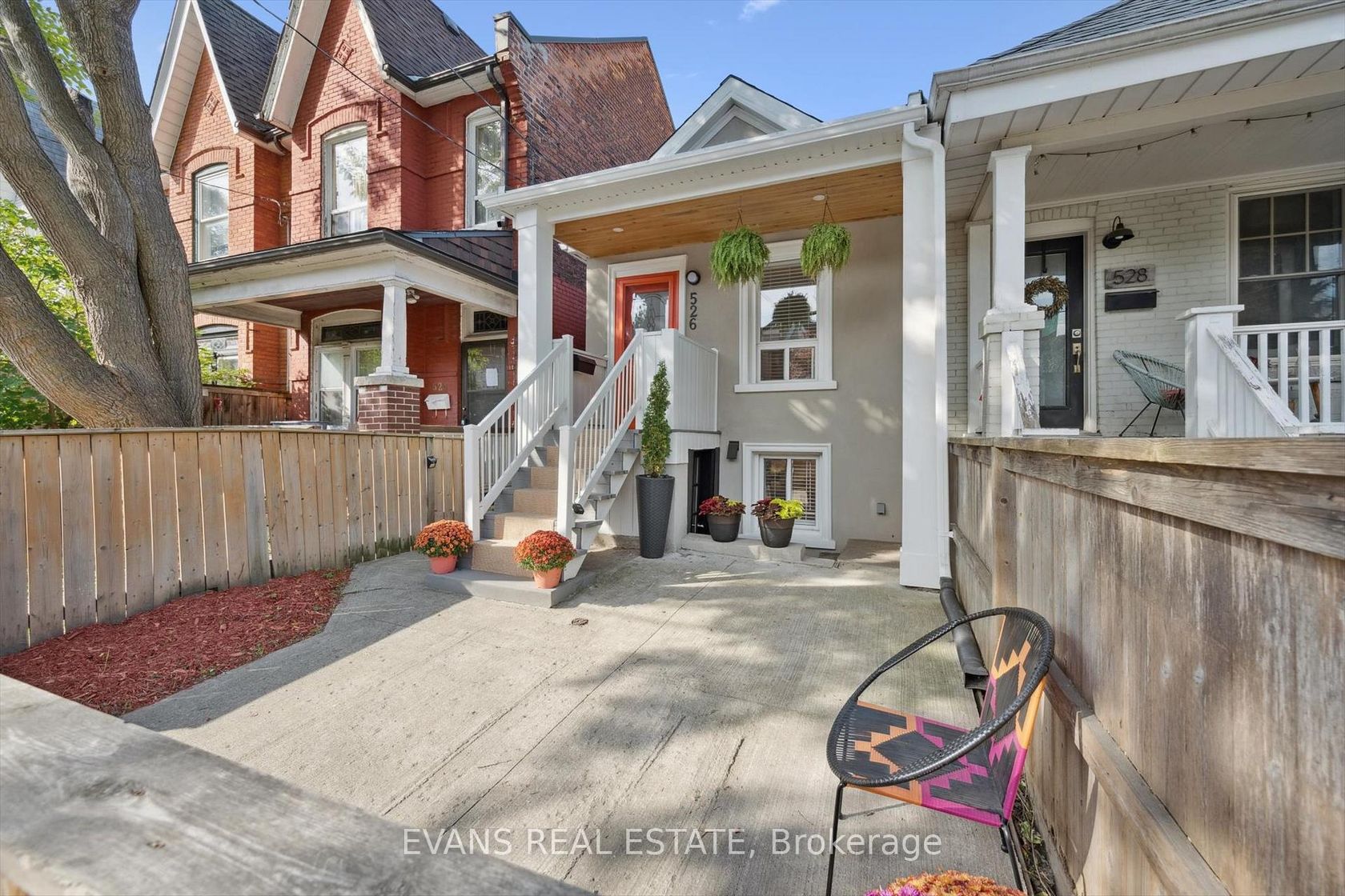 526 Quebec Avenue, Junction Area, Toronto 