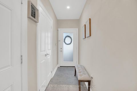 Photo 3 at 5 - 9 Powseland Crescent, West Woodbridge, Vaughan