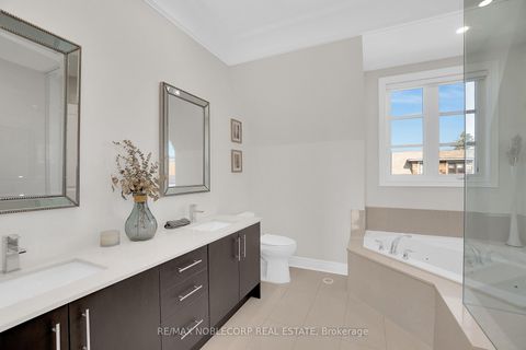 Photo 17 at 5 - 9 Powseland Crescent, West Woodbridge, Vaughan