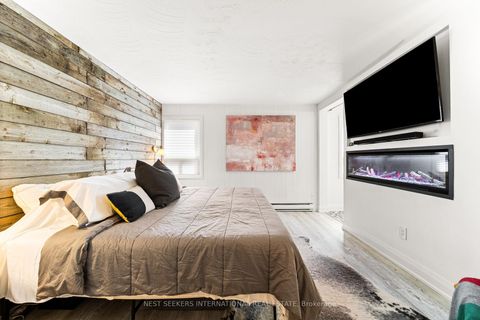Photo 19 at 905 & 907 Glencairn Avenue, Glen Park, Toronto
