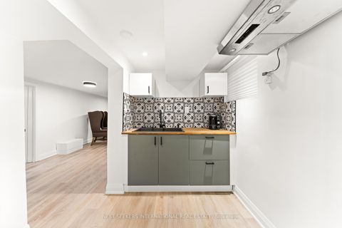 Photo 26 at 905 & 907 Glencairn Avenue, Glen Park, Toronto